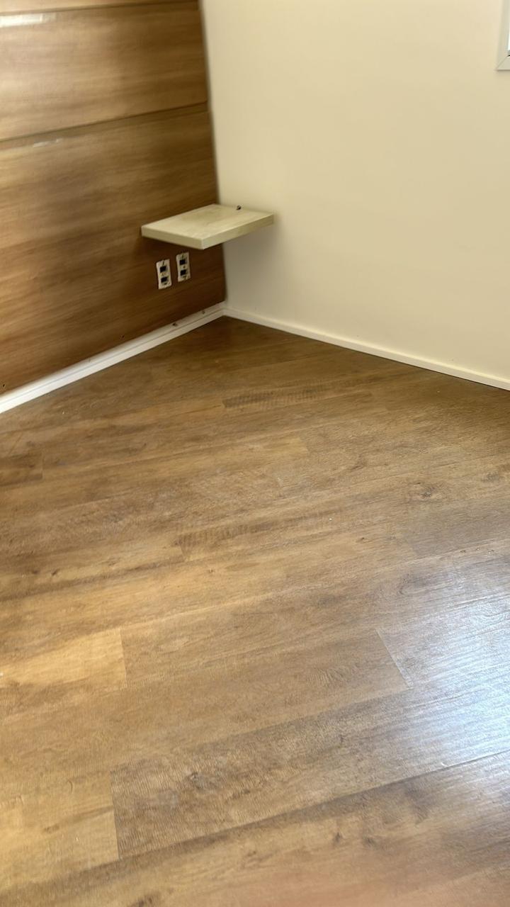 Processo técnico de instalação de pisos